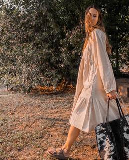 Luli Fernández feet photo thumbnail