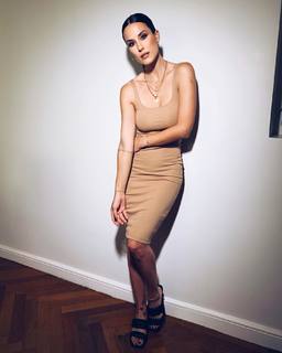Luli Fernández feet photo thumbnail