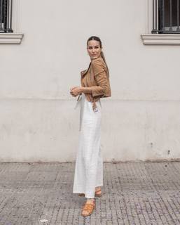 Luli Fernández feet photo thumbnail