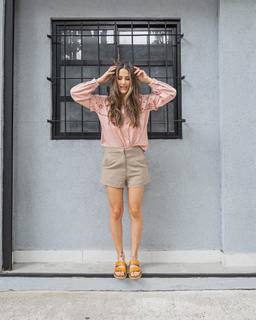 Luli Fernández feet photo thumbnail