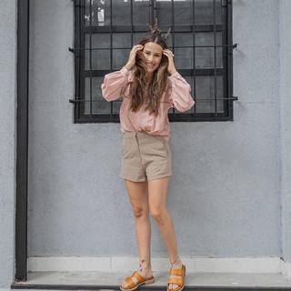 Luli Fernández feet photo thumbnail