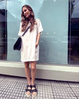 Luli Fernández feet photo thumbnail