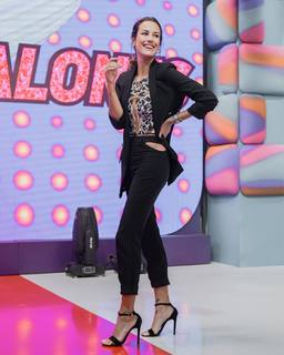 Luli Fernández feet photo thumbnail
