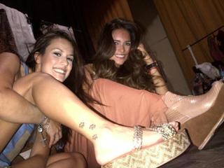 Luli Fernández feet photo thumbnail