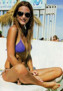 Luli Fernández feet photo thumbnail
