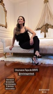 Luli Fernández feet photo thumbnail