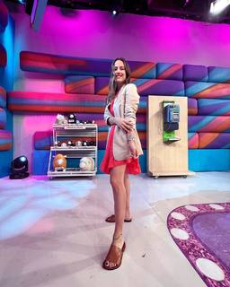 Luli Fernández feet photo thumbnail