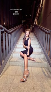 Luli Fernández feet photo thumbnail
