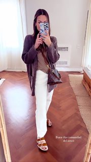 Luli Fernández feet photo thumbnail
