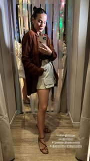 Luli Fernández feet photo thumbnail