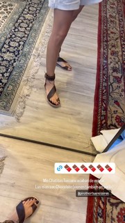 Luli Fernández feet photo thumbnail