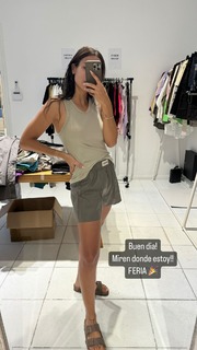 Luli Fernández feet photo thumbnail
