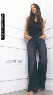 Luli Fernández feet photo thumbnail