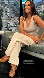 Luli Fernández feet photo thumbnail