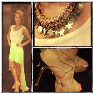 Luli Fernández feet photo thumbnail