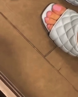 Lulu Alhassan feet photo 2