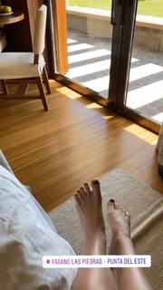 Luma Costa feet photo 19