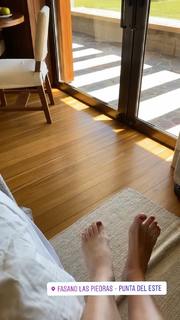Luma Costa feet photo 18