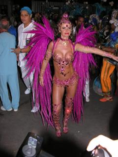 Luma de Oliveira feet photo 10