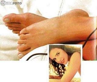 Luma de Oliveira feet photo 5
