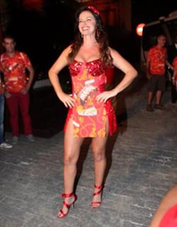 Luma de Oliveira feet photo 14