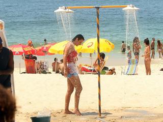 Luma de Oliveira feet photo 9