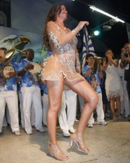 Luma de Oliveira feet photo 6