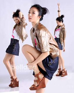 Lun-Mei Gwei feet photo 13