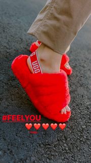 Luna Blaise feet photo thumbnail