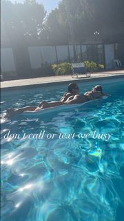 Luna Blaise feet photo thumbnail