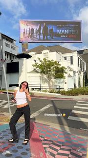 Luna Blaise feet photo thumbnail