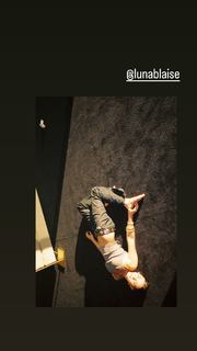 Luna Blaise feet photo thumbnail