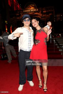 Luna Blaise feet photo thumbnail