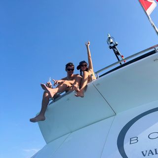 Luna Blaise feet photo thumbnail