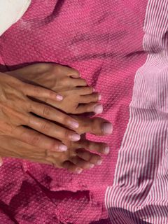 Luna Blaise feet photo 2