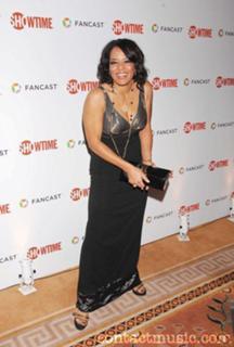 Luna Lauren Velez feet photo thumbnail