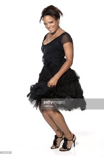 Luna Lauren Velez feet photo thumbnail