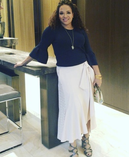 Luna Lauren Velez feet photo thumbnail