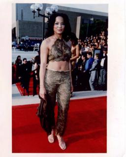 Luna Lauren Velez feet photo thumbnail