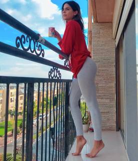 Luna Mansour feet photo 4