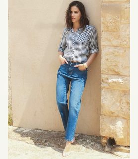 Luna Mansour feet photo 16