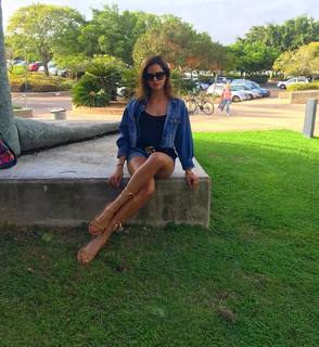 Luna Mansour feet photo 14