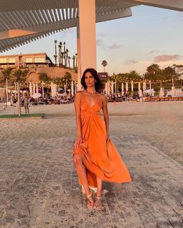 Luna Mansour feet photo 8