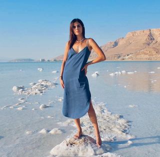 Luna Mansour feet photo 19