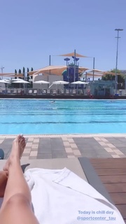 Luna Mansour feet photo 12