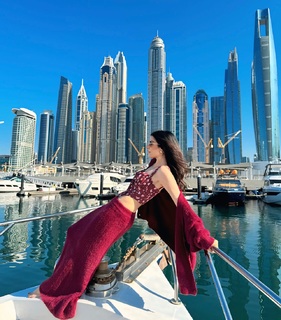 Luna Mansour feet photo 13