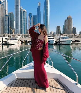 Luna Mansour feet photo 12