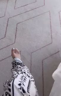 Luna Mansour feet photo 5