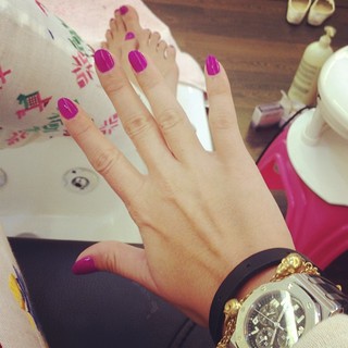 Luna Maya feet photo 12