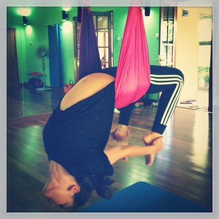 Luna Maya feet photo 9